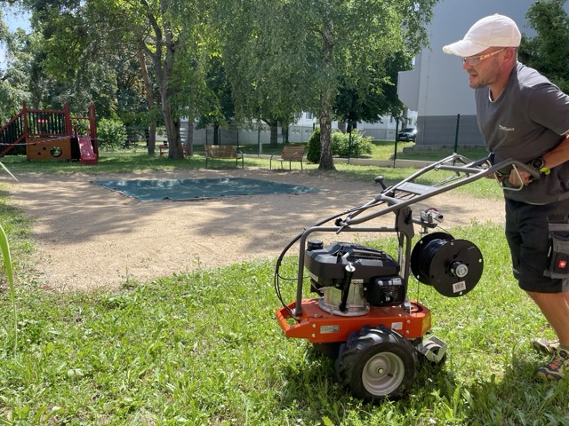 Instalace robotické sekačky Gardena do 1 000m2